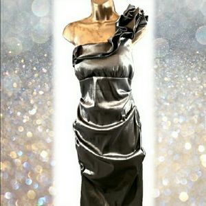 CASHE One Shoulder Taupe Ruffel Formal Dress